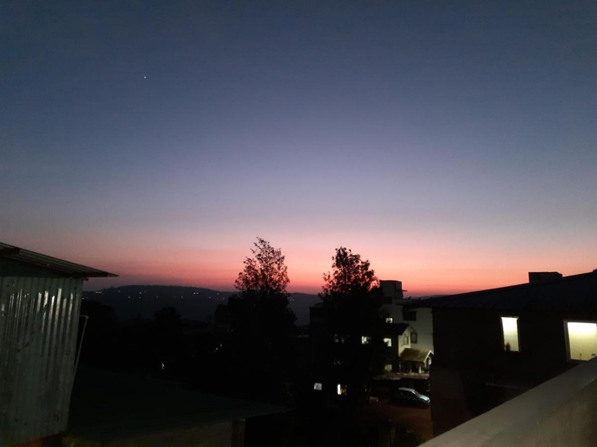 Trimurti Holiday Home Panchgani Extérieur photo